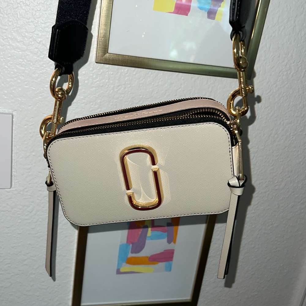 Marc Jacob’s Snapshot bag!!!